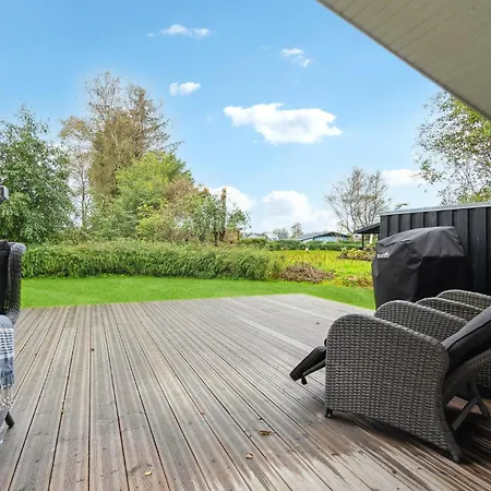 Casa vacanze 3 Bedroom Awesome In *