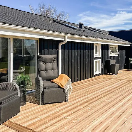 3 Bedroom Awesome In Frederikshavn