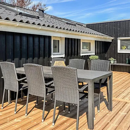 3 Bedroom Awesome In * Frederikshavn