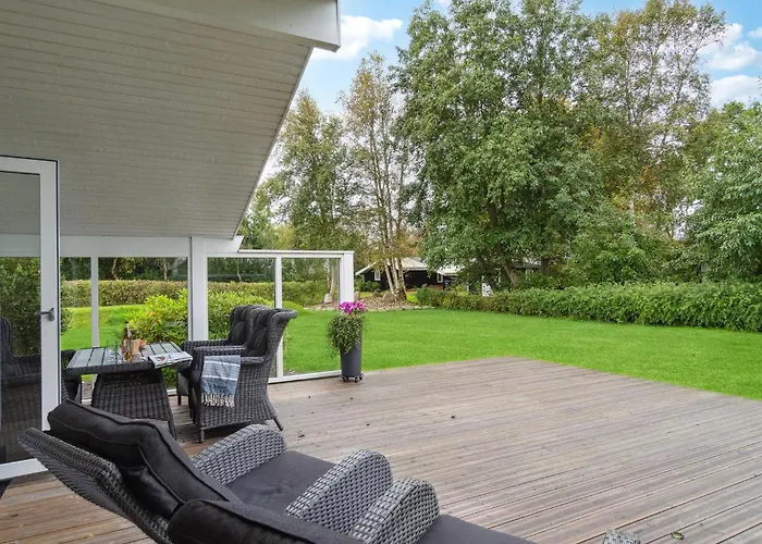 3 Bedroom Awesome In * Frederikshavn
