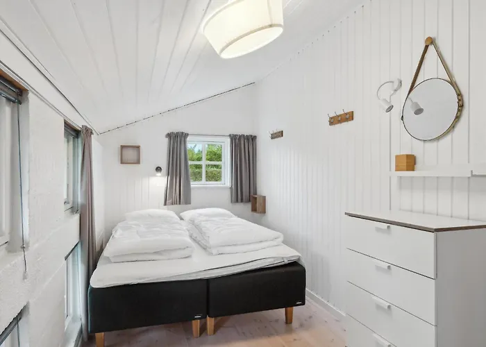 3 Bedroom Awesome In Сasa de vacaciones Frederikshavn